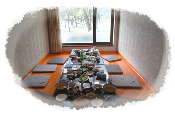 북한 원산 시내 식당의 식탁에 남은 음식들. 사진=RFA
