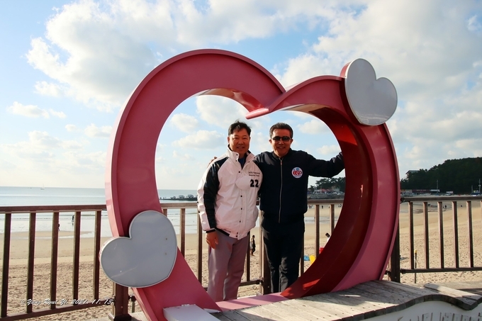 송길원목사(우)와 이만수 전야구감독(좌)
