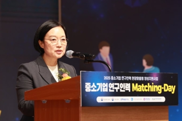 소상공인에 '현장 밀착형' 단계별 지원 강화