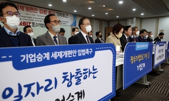 중소기업 고령화, 가업승계 리스크 현실화